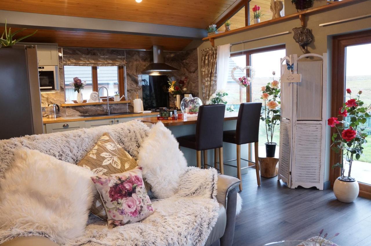 West Horizon Holiday Cottage Lochinver Bagian luar foto